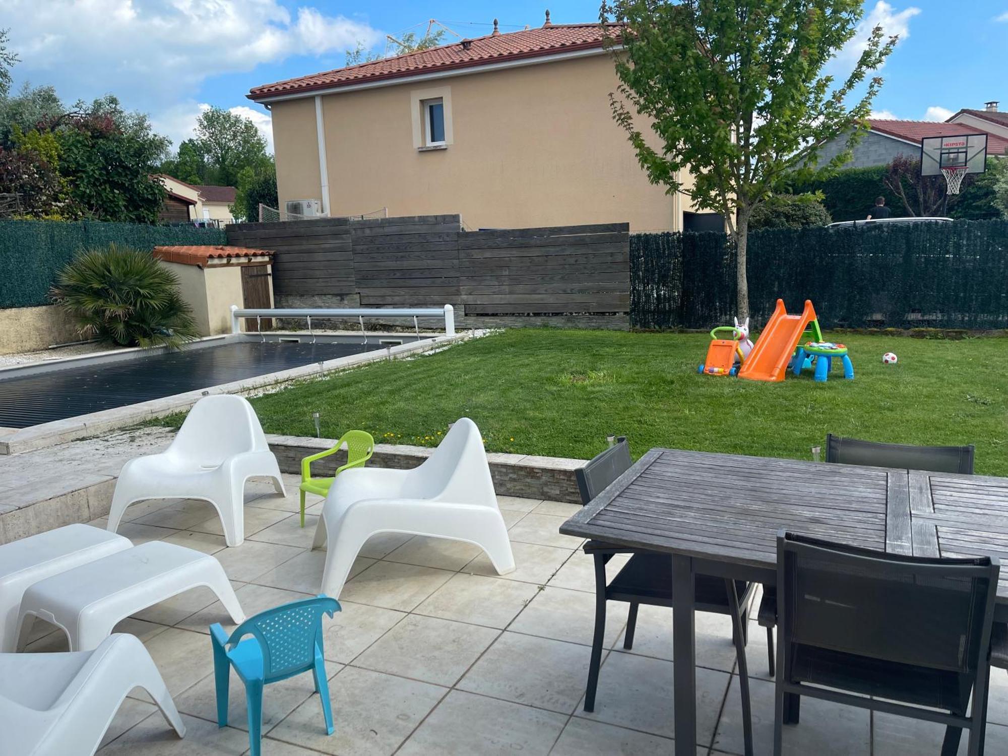 La Balneaire Maison De Standing Tout Confort Boisseuil Exteriér fotografie